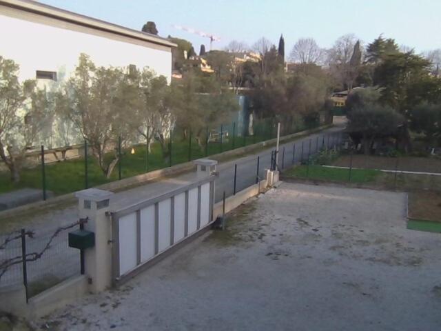 Bienvenue Chez Alain Et Marie Apartment Антиб Екстериор снимка