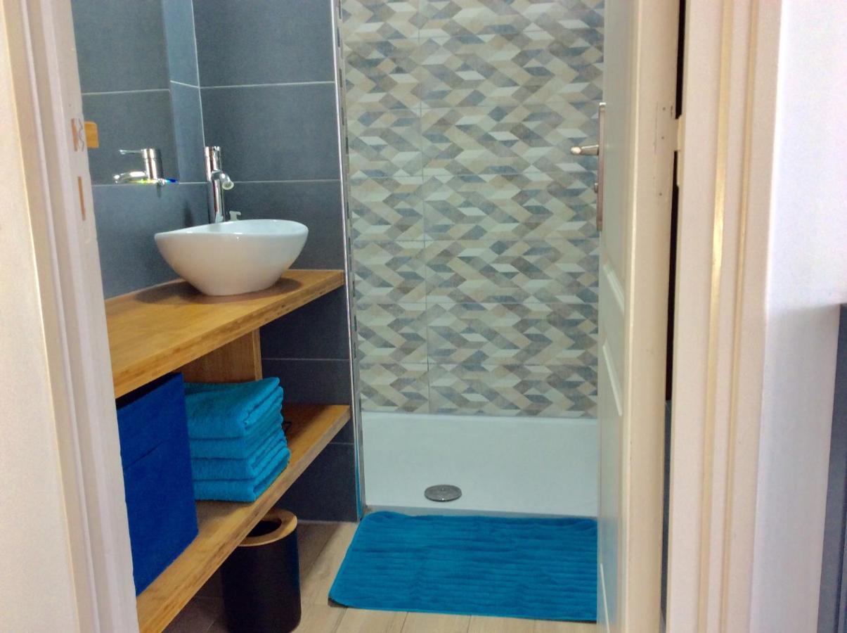 Bienvenue Chez Alain Et Marie Apartment Антиб Екстериор снимка