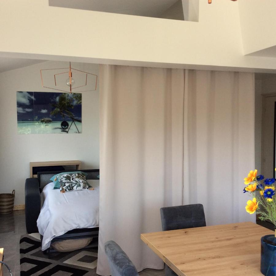 Bienvenue Chez Alain Et Marie Apartment Антиб Екстериор снимка